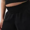 Shorts de maternité faciles à enfiler sous le ventre