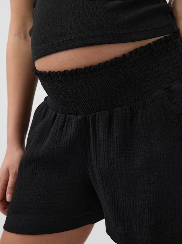 Shorts de maternité faciles à enfiler sous le ventre