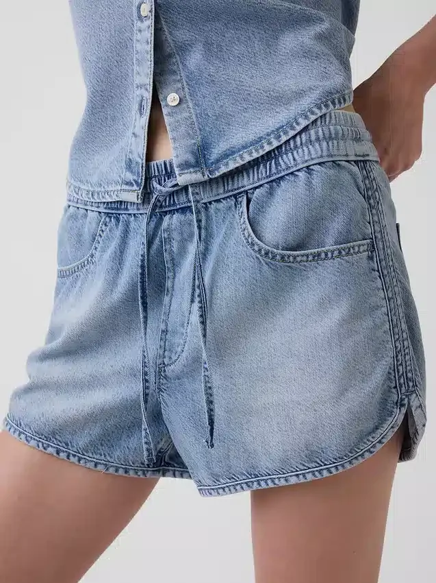 Shorts Easy Dolphin en denim ultra-doux à taille mi-haute