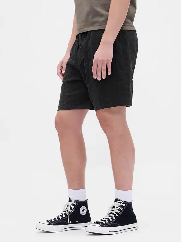 Shorts « Easy » texturé de 7"