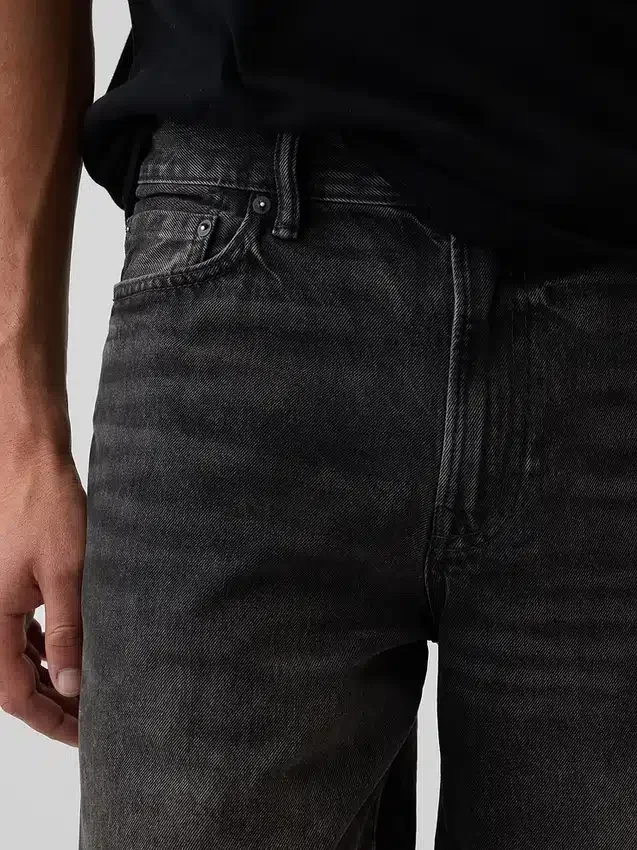 Shorts en denim ample de 10,5"