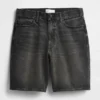 Shorts en denim ample de 10,5"