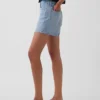 Shorts en denim droit décontracté à taille haute de 3,5"