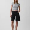 Shorts en denim long à taille mi-haute de 11"