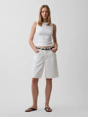 Shorts en denim long à taille mi-haute de 11"