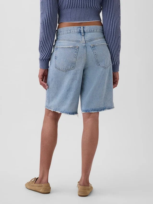 Shorts en denim long à taille mi-haute de 11"