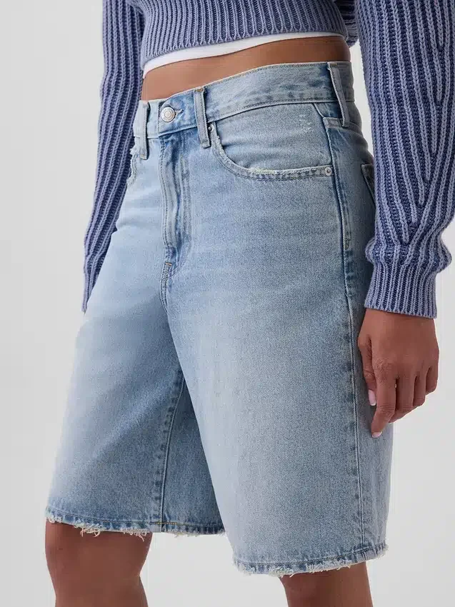 Shorts en denim long à taille mi-haute de 11"