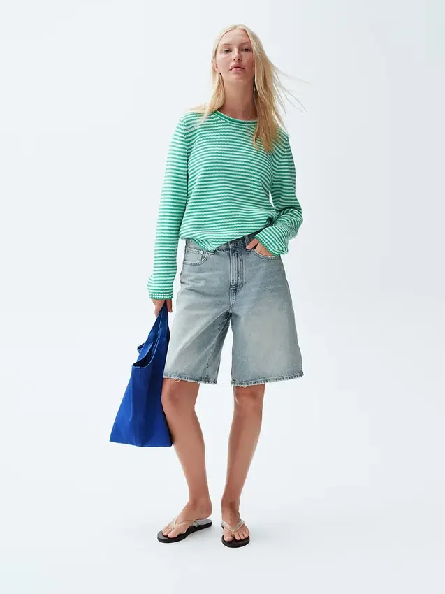 Shorts en denim long à taille mi-haute de 11"