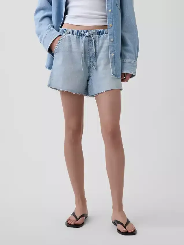 Shorts en denim ultra-doux à taille basse, 3,5”