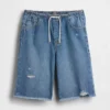 Shorts en denim ultra-doux à taille basse et coupe longue pour enfants