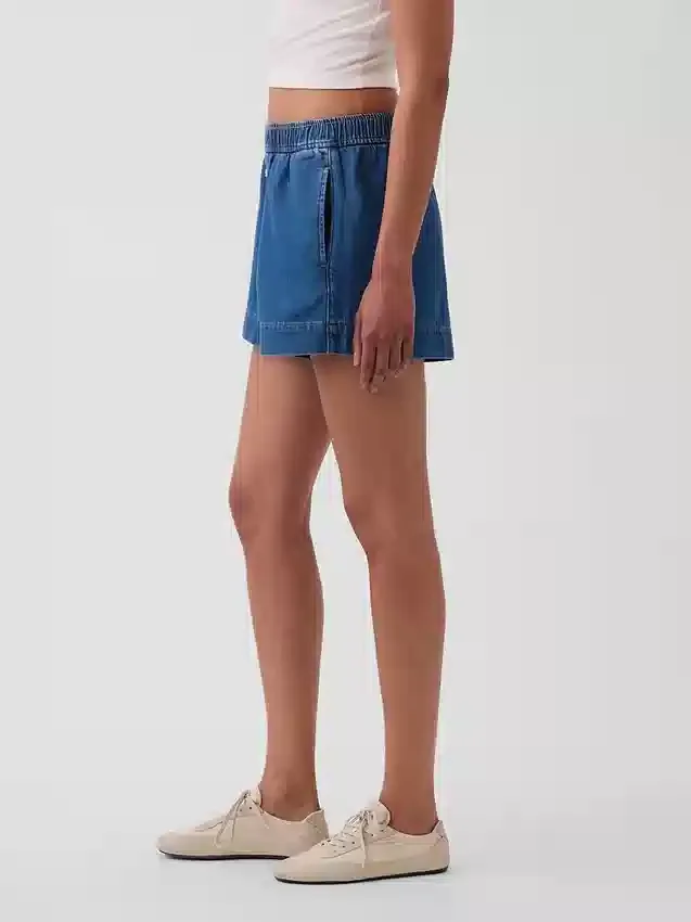 Shorts en denim ultra-doux à taille mi-haute