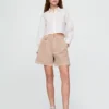Shorts en sergé plissé à taille mi-haute (6")