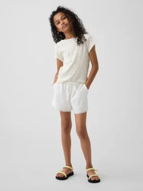 Shorts facile à enfiler pour enfant en lin et coton avec bordure en dentelle