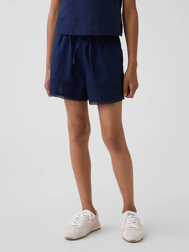 Shorts facile à enfiler pour enfant en lin et coton avec bordure en dentelle