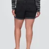 Shorts « girlfriend » en denim à taille mi-haute de 5"