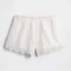 Shorts taille mi-haute de 4" en mélange de lin avec bordure en dentelle