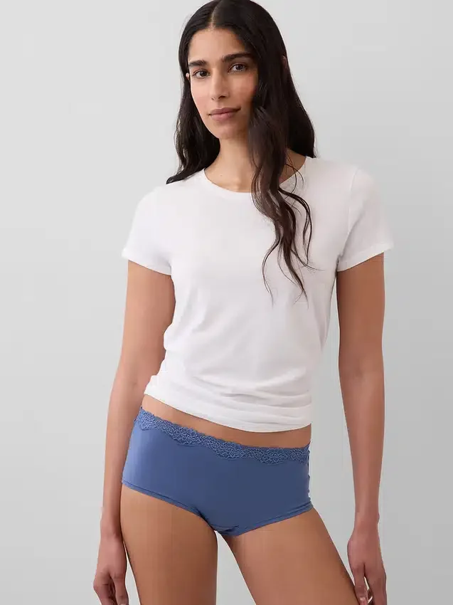 Shorty en coton stretch bio avec bordure en dentelle