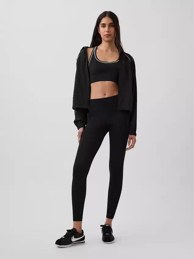 Soutien-gorge de sport GapFit Smooth à dos nageur pour activités à impact moyen