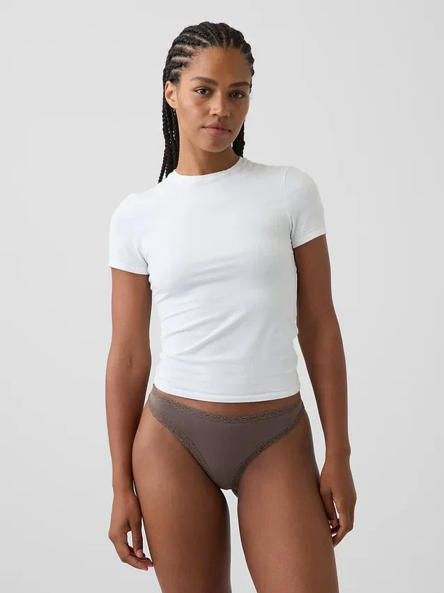 String en coton stretch bio ultra-doux avec bordure en dentelle