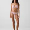 String en coton stretch bio ultra-doux avec bordure en dentelle