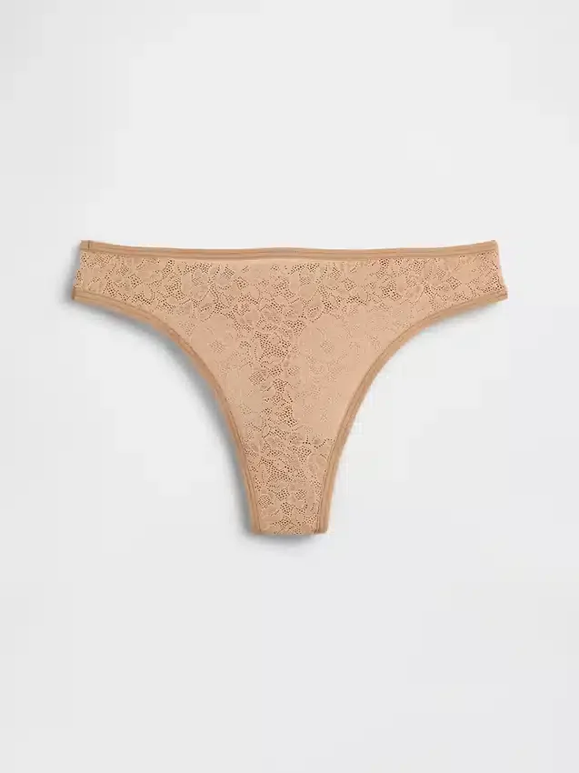 String en dentelle