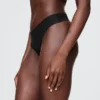 String invisible en coton stretch biologique