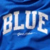 Sweat à capuche bleu en molleton épais avec logo