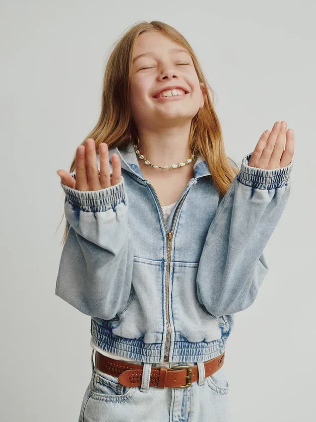 Sweat à capuche zippé en denim tricoté pour enfant