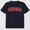 T-shirt avec motif secondaire représentant l’Arch Logo de l’université de Fairfield
