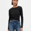 T-shirt court moderne