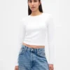 T-shirt court moderne
