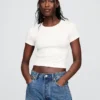 T-shirt court moderne