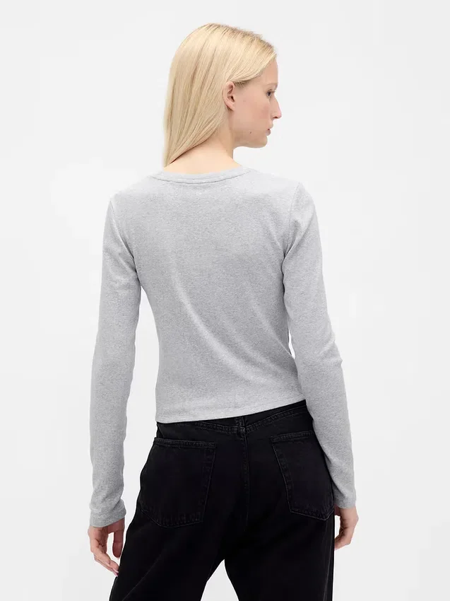 T-shirt court moderne