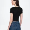 T-shirt court moderne