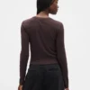 T-shirt court moderne