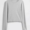 T-shirt court moderne
