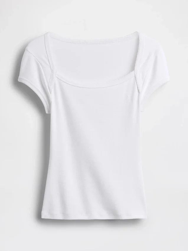 T-shirt court moderne à encolure carrée