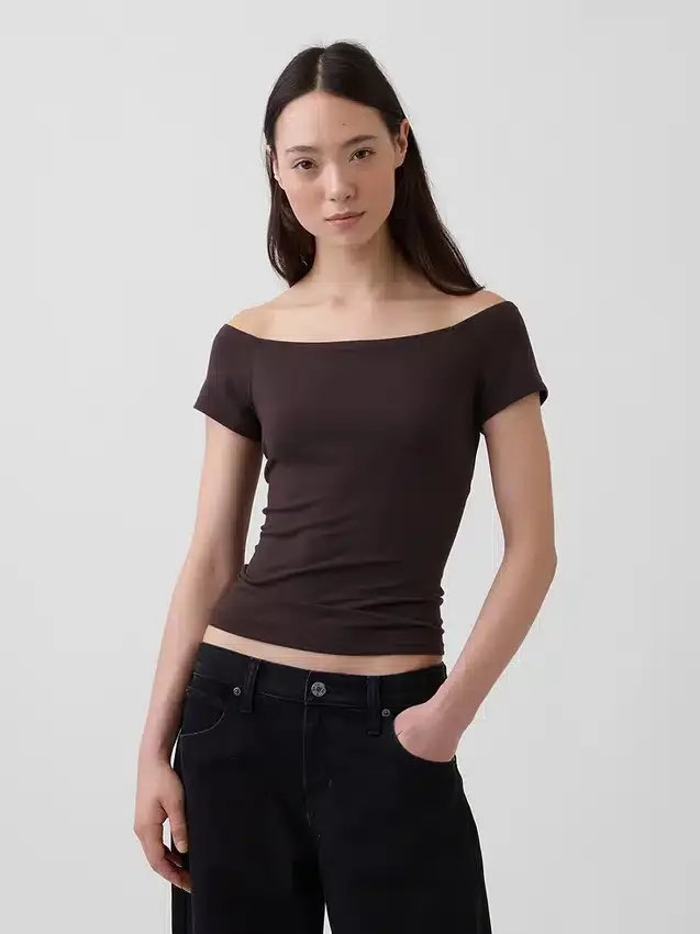 T-shirt court à épaules dénudées en jersey à mailles serrées