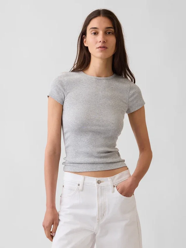 T-shirt à côtes moderne
