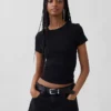 T-shirt à côtes moderne