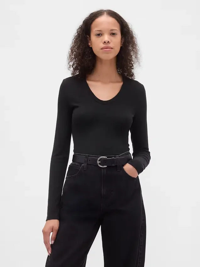 T-shirt à côtes moderne