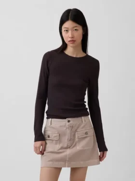 T-shirt à côtes moderne