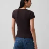 T-shirt à côtes moderne