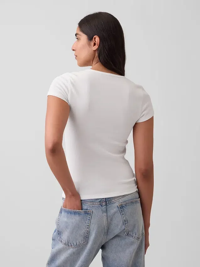 T-shirt à côtes moderne