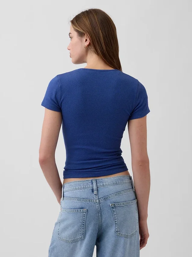 T-shirt à côtes moderne