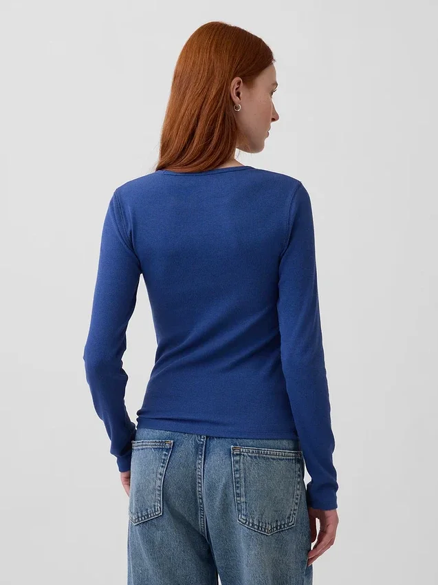 T-shirt à côtes moderne