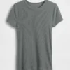 T-shirt à côtes moderne