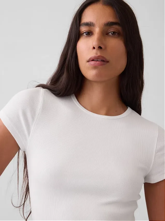 T-shirt à côtes moderne