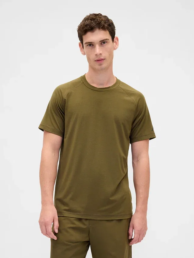 T-shirt de performance Hill City