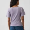 T-shirt à encolure dégagée et côtes